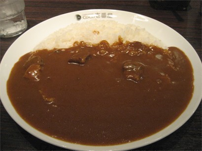水浸的牛肉咖哩飯