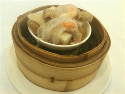 steamed chicken roll with chinese herbs