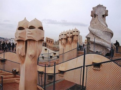 屋頂係 Espai Gaudi 高第空間