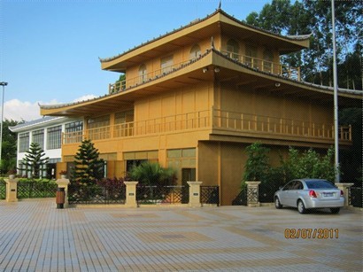 日式公園, 金色似清水寺的後面是可玩兵乓球同桌球
