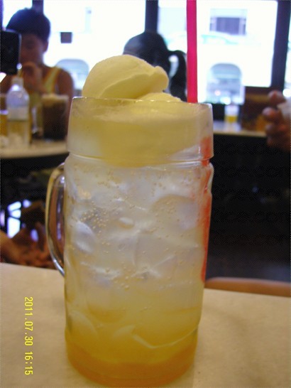 Orange Fizzy Float RM6.5, 呢杯橙汁特飲好正