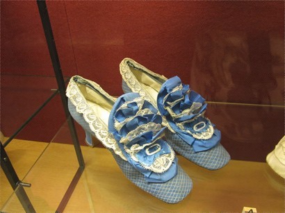 中世紀的鞋，現在看來也不過時