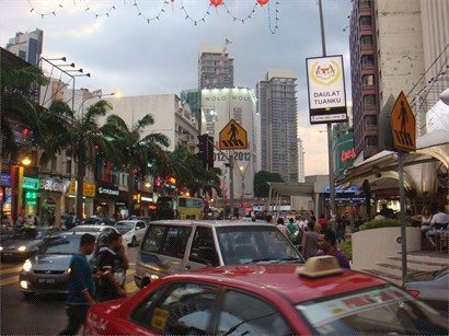 人多車多商店多的Bukit Bintang區