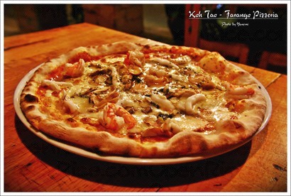"海鮮pizza"~整體餡料味道清淡~除左海鮮..仲加入蘑菇片