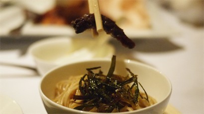 麵食-就算香港有的菜式,味道還是很有地道風味 (只是比較重油,來港的食店為迎合我們的口味輕放油了吧)