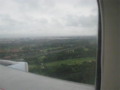 在飛機上第一眼看到的新加坡, 一片綠油油的, 感覺舒服