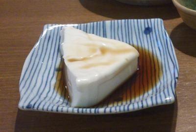 沖繩島豆腐的texture和味道真的很特別。我個人認為是絶對不可錯過的。