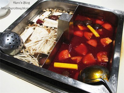 紅蕃菌湯鍋