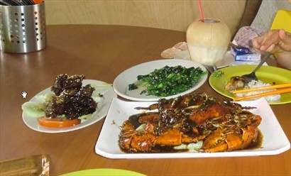 胡椒蟹 , 糖醋排骨 , 青菜 , 椰青