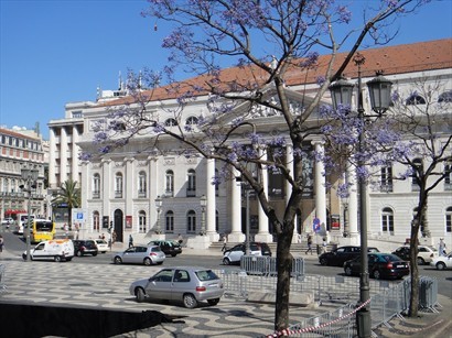 Rossio Square: National Theatre D. Maria II