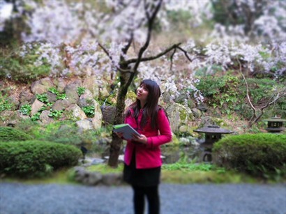 小庭園 - 意外發現一個像夢的庭園, 櫻花開得十分燦爛!