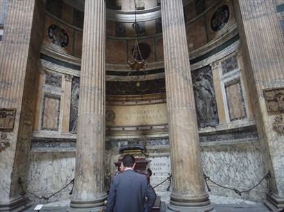 Roman Pantheon: Tomb of King Umberto I
