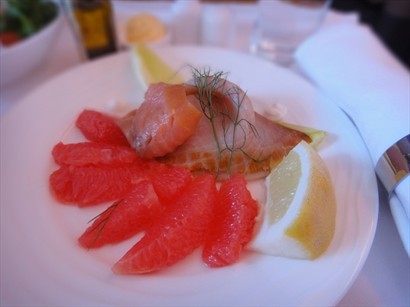 Salmon & Tuna paired w/ grapefruit