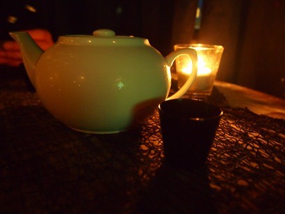 我們的茶壺酒，一壺Long Island Tea，一壺Passionata 