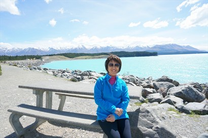 Lake Pukaki behind
