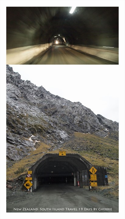 Homer Tunnel 單向通行的荷馬隧道的入口 ,全長1.2公里!