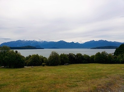 Lake Manapouri, 蠻大，氣氛很寧靜
