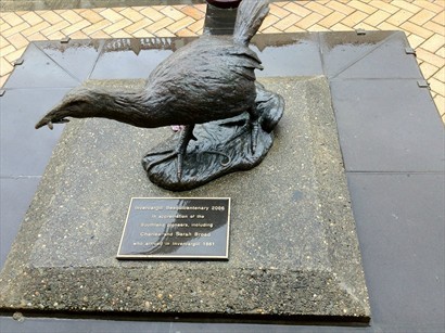Invercargill市中心的松雞雕塑