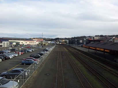The Dunedin Railway Station 的車軌道
