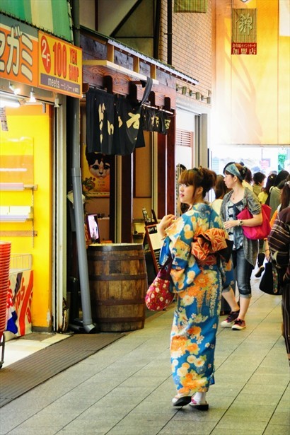 在京都不難見到和服打扮的少女，不過多是玩和服體驗的遊客