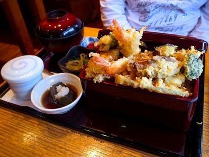 地魚と野菜の天ぷら　鎌倉天重