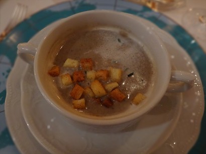 Cream of Wild Mushroom Soup – Brioche Croutons