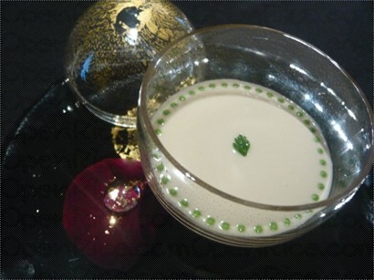 l'oursin & cauliflower cream