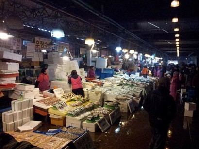 鷺梁津水產市場是韓國著名遊客區之一