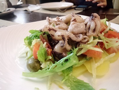 Squid Salad. 八爪魚仔好爽口呀, 個Source又帶少少酸味, 好清新! 