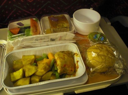 第1餐（宵夜），內羅比往杜拜只提供一次飛機餐。