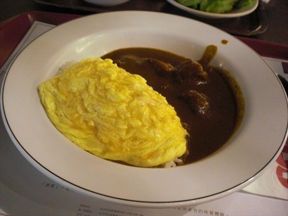 蛋包雞肉咖喱（TWD199）