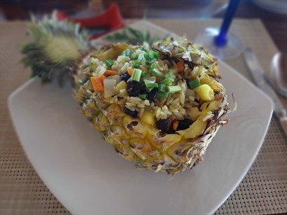 Pineapple Fried Rice - 泰式鳳梨炒飯 (THB 240)