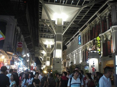 牛車水美食街（Chinatown Food Street）