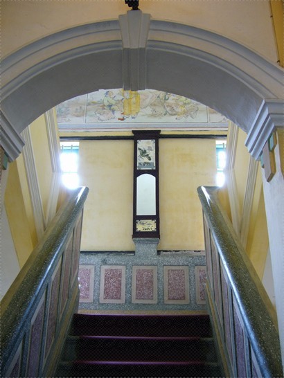  泮立樓內西洋裝飾的樓梯