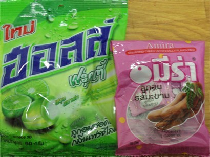 左：lime味糖，食完好醒神。右：唔好味的糖，食完都唔知咩味。