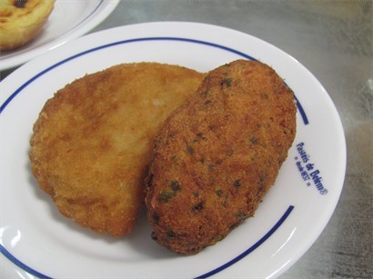 Pasteis Bacalhau及Rissois都是是葡國的出名小吃