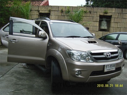 7人Toyota Fortuner 1850B/日, 包保險另加Patong收車費300B
