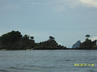 第三個島Khai Nok Island,是不會上島, 要在島附近落水浮潛