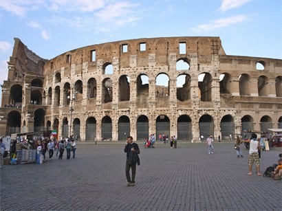 頂頂大名的 Colosseum !!!
