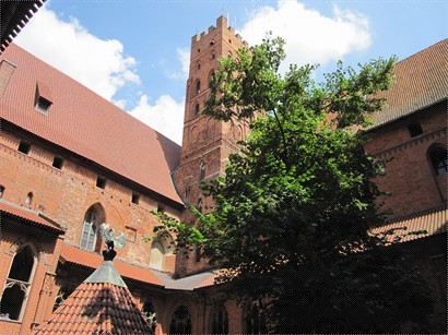 城堡內的修道院