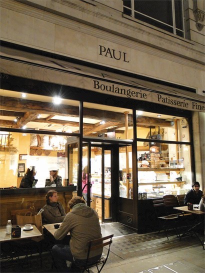 最喜愛的老牌餅店「Paul」，她的特大maracon最得我歡心。日本和韓國已有她的分店，幾時到香港？