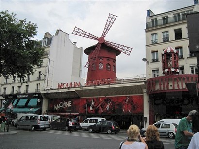 搶眼非常的Moulin Rouge