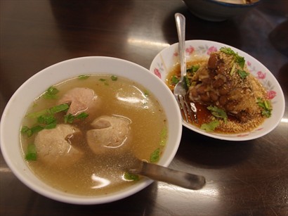 肉粽+貢丸湯, 共NT55