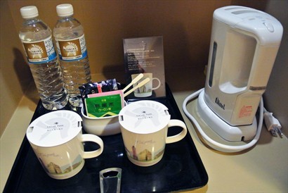 樽裝水, 茶及咖啡都是免費供應