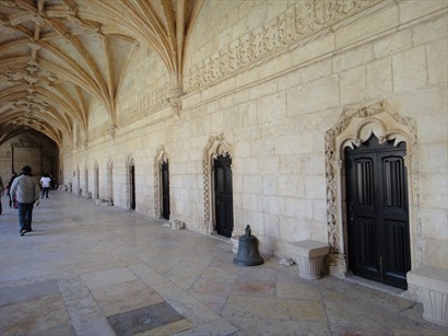 Jerónimos Monastery: Confessionals