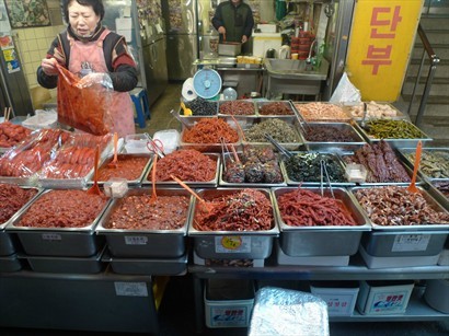 很多自家制的kimchi