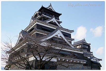 熊本城的大天守是城主居住的城閣，地上6層，地下1層，高約30米
