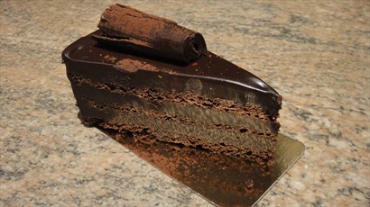 Chocolate mud cake, 巧克力很濃但不會太甜, 但蛋糕有點乾