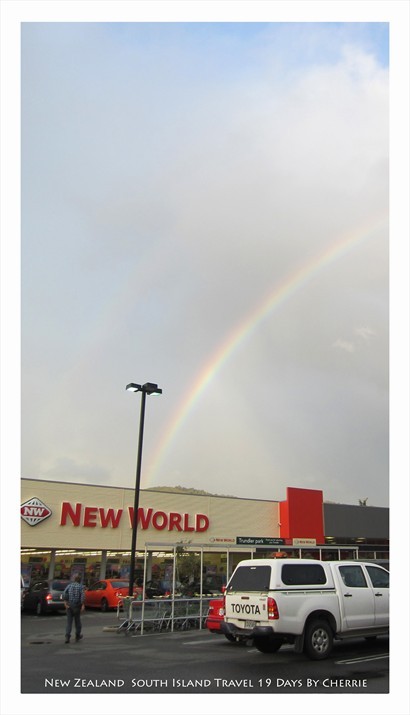 雨後的一道彩虹,在紐西蘭可見彩虹的次數很頻密,太高興了!