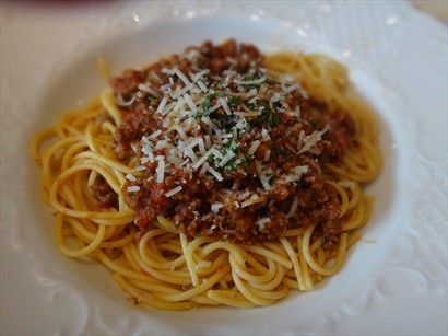 Spaghetti Pasta – Bolognese Sauce & Parmesan